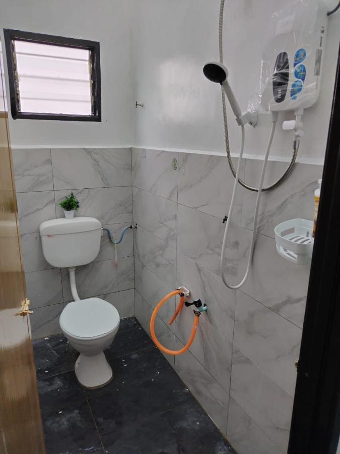 Homestay Embah Ros & Embah Lek Hutan Melintang Exterior photo